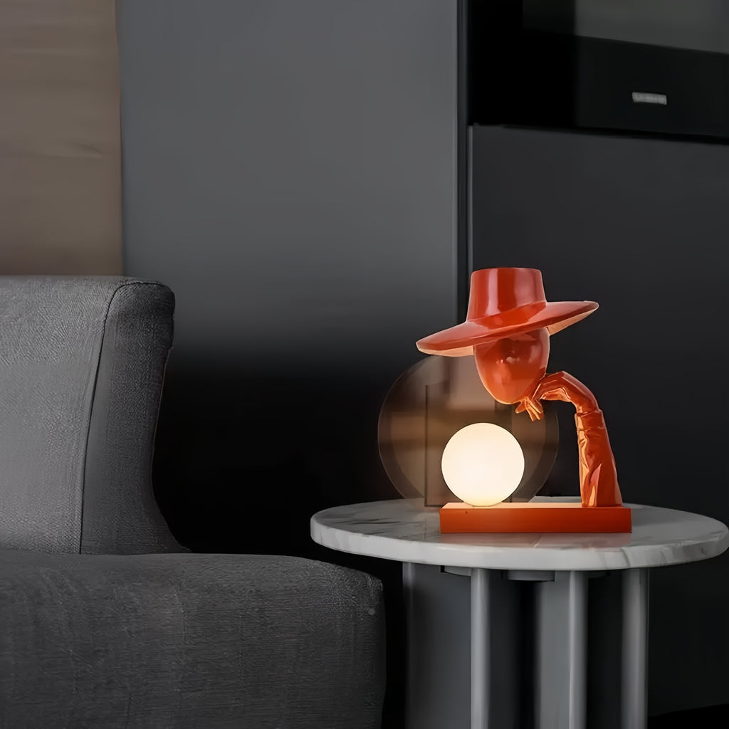 Creative gentleman hat character shaped desk lamp