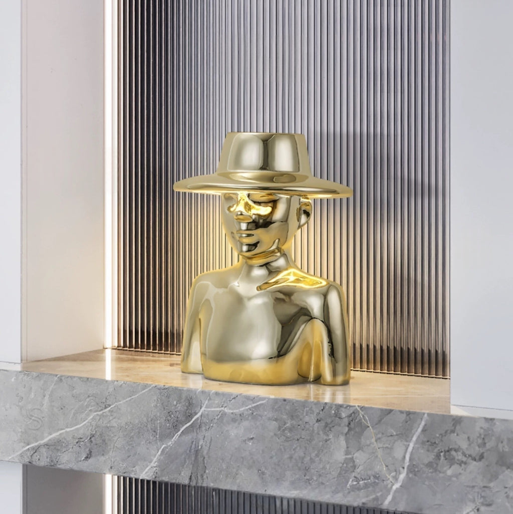 Creative top hat character shaped desk lamp