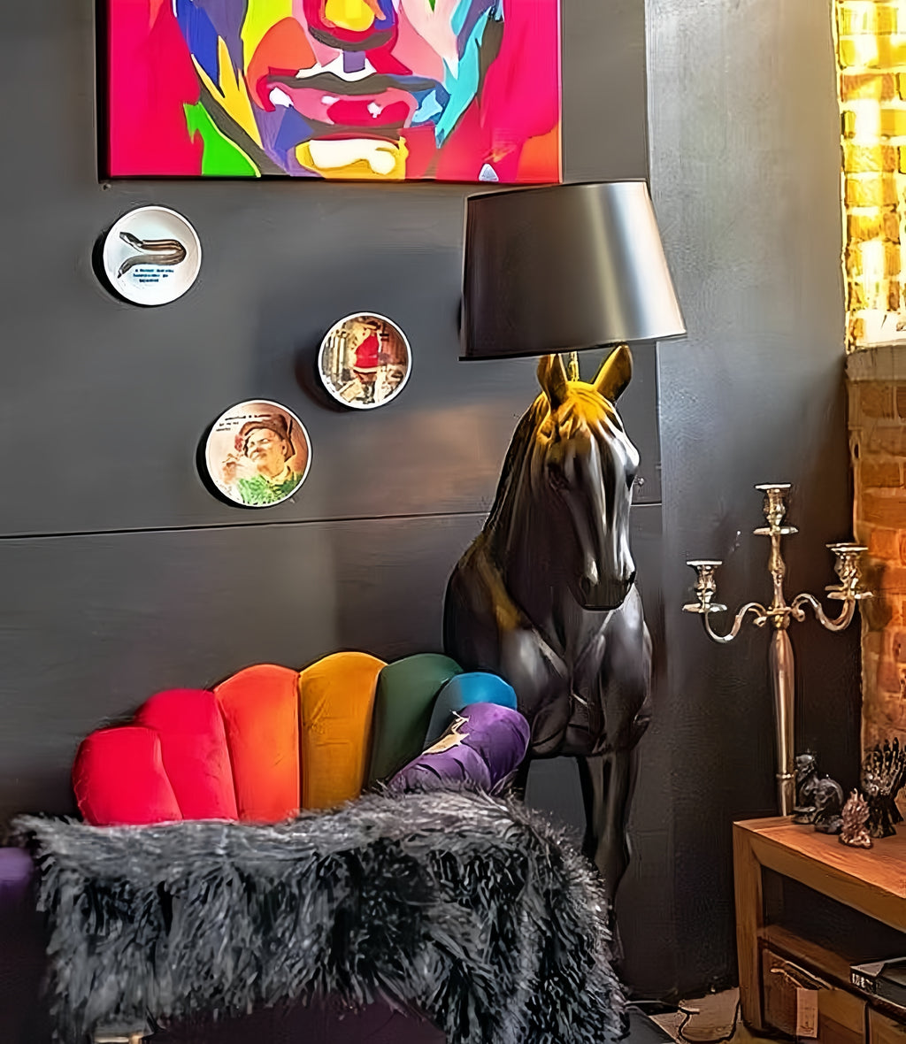 Light luxury horse head sculpture floor lamp