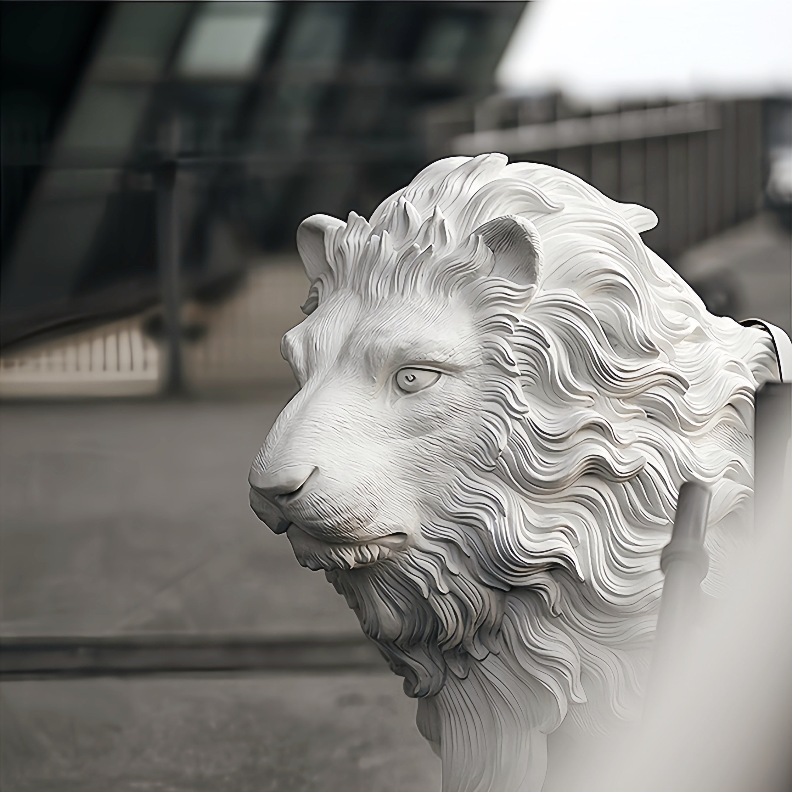 White Lion Sculpture With Led Novelty Floor Lamp