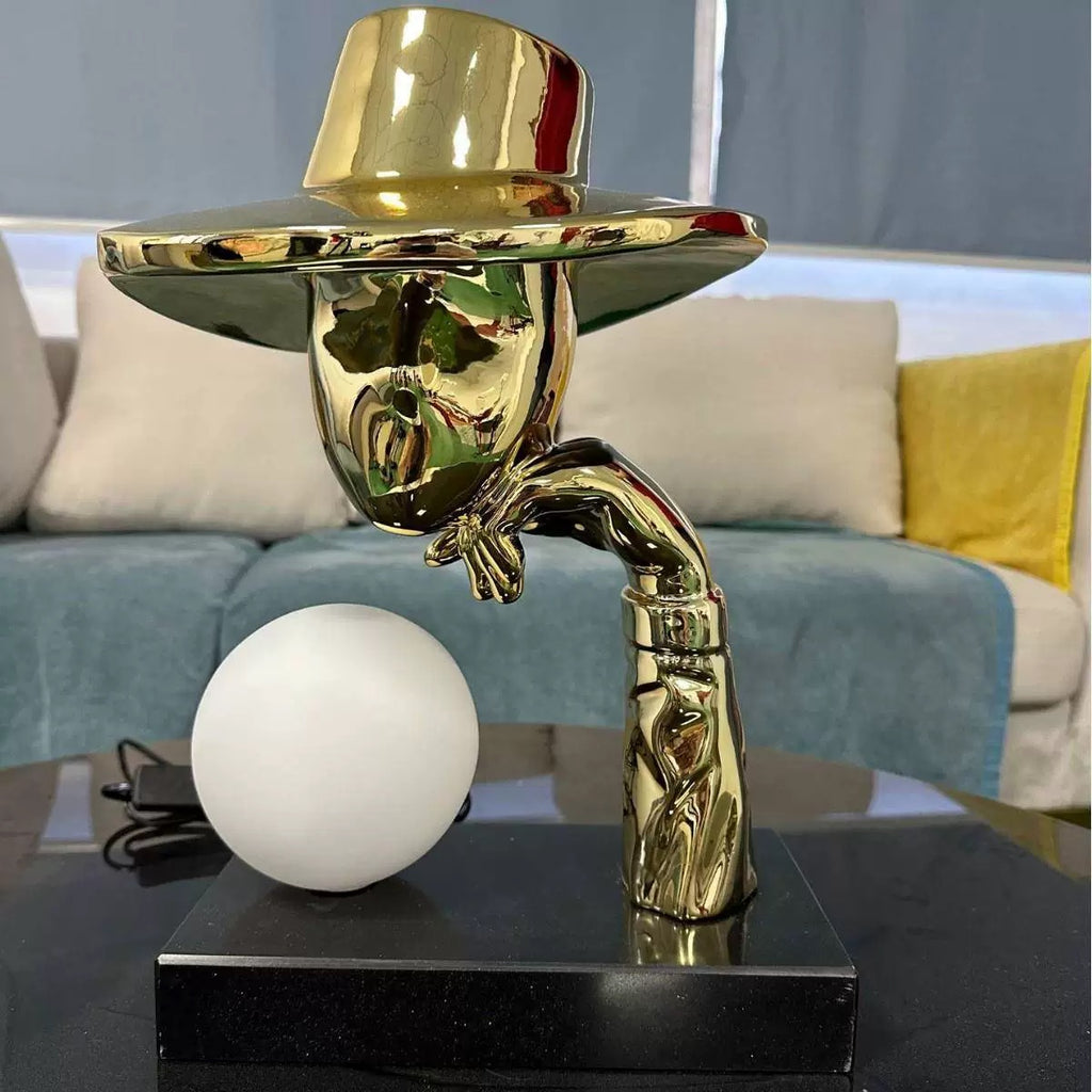Creative gentleman hat character shaped desk lamp